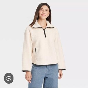 Women's Cream Fleece Sweater XL